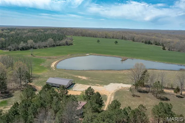 $338,500 | 17771 Annapolis Drive, Glenallen, MO 63751