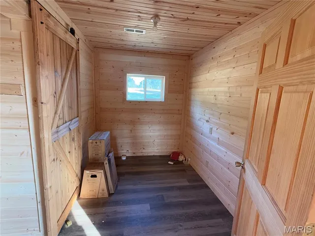 $465,000 | 17771 Annapolis Drive, Glenallen, MO 63751