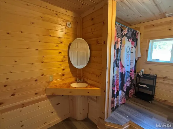 $438,500 | 17771 Annapolis Drive, Glenallen, MO 63751