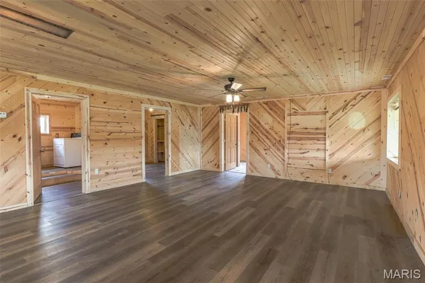 $338,500 | 17771 Annapolis Drive, Glenallen, MO 63751