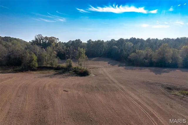 $465,000 | 17771 Annapolis Drive, Glenallen, MO 63751