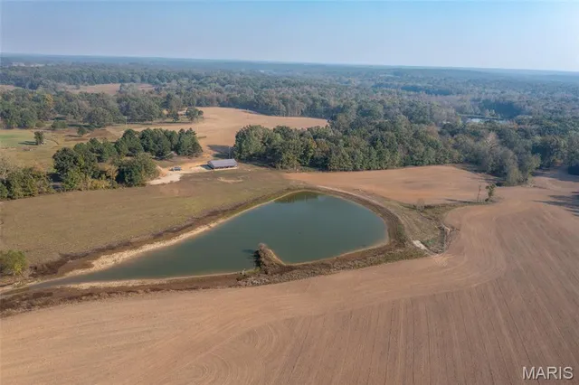 $465,000 | 17771 Annapolis Drive, Glenallen, MO 63751