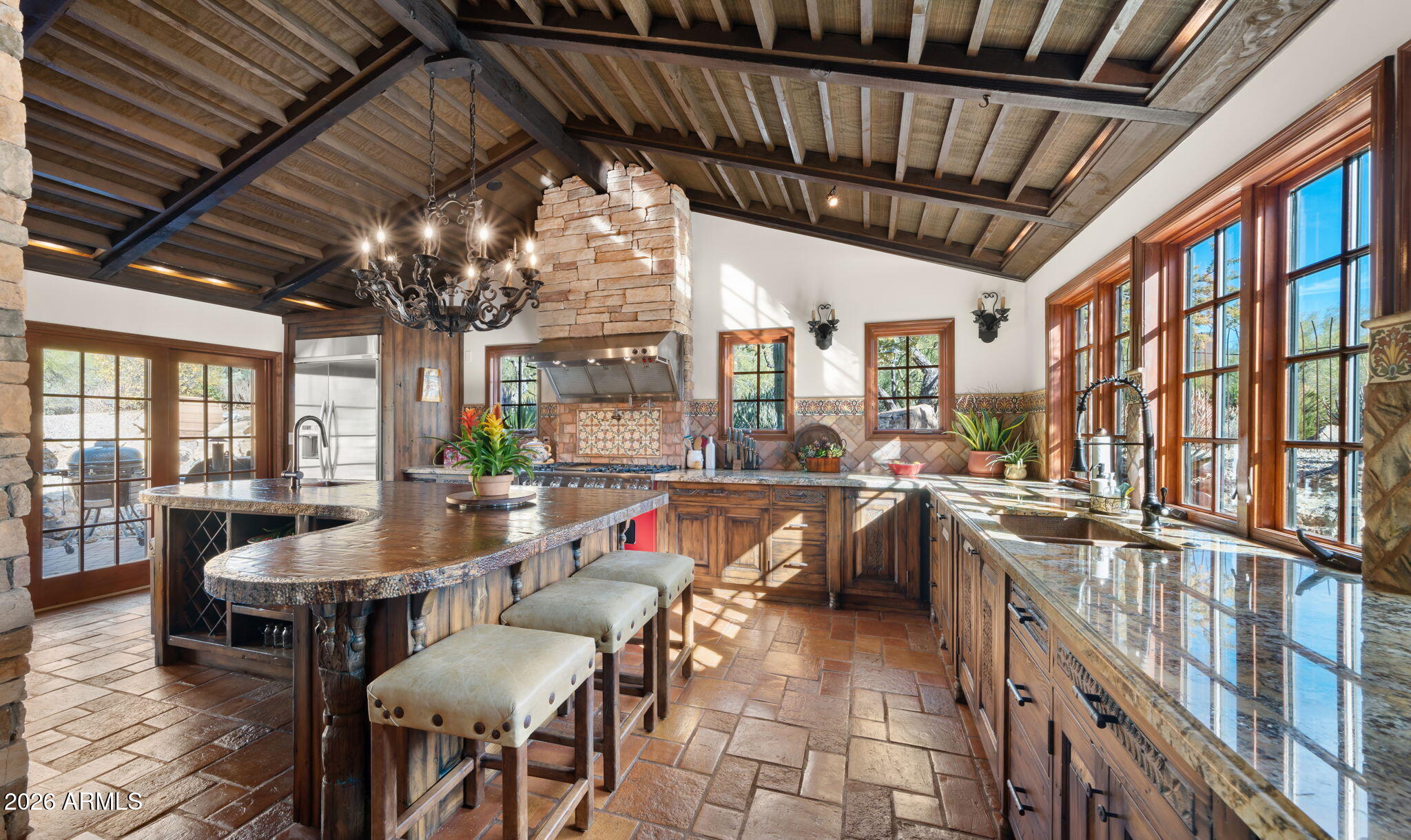 35035 Whileaway Road Carefree, AZ 85377 - Photo 23 of 64 19-web-or-mls-Kitchen2