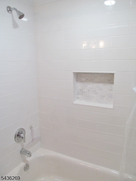 11 Meehan Avenue Raritan, NJ 08869 - Photo 7 of 10