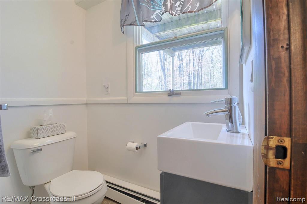 40425 Harris Road Belleville, MI 48111 - Photo 19 of 32