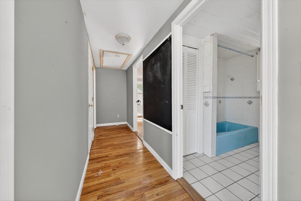 207 Sandy Beach Road Plymouth, MA 02360 - Photo 13 of 39