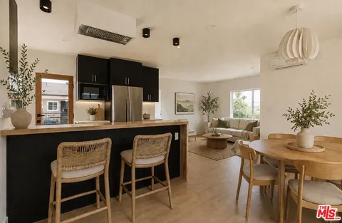 $595,000 | 4015 Grand View Boulevard, Los Angeles, CA 90066