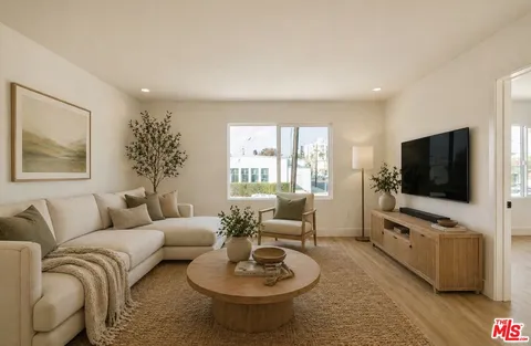 $595,000 | 4015 Grand View Boulevard, Los Angeles, CA 90066