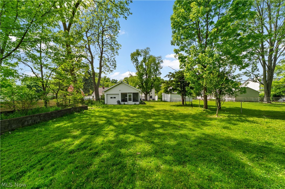 1623 Sunview Road Lyndhurst, OH 44124 - Photo 38 of 39