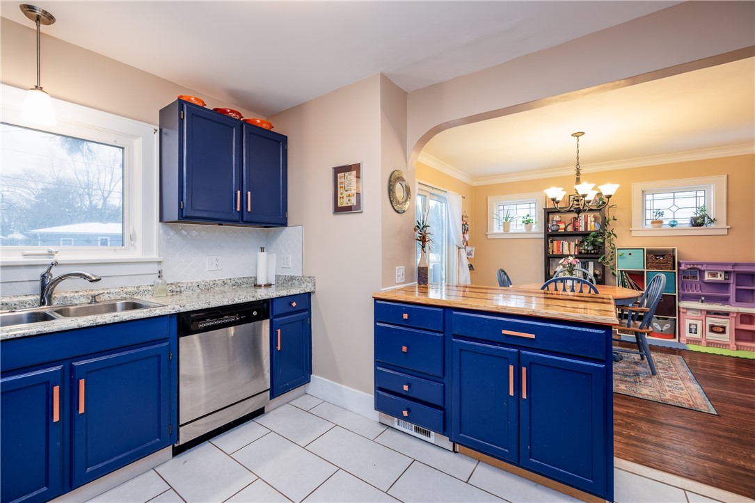 36 Walbert Drive Gates, NY 14624 - Photo 15 of 49