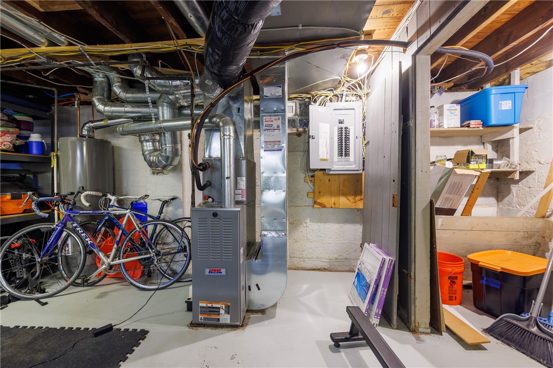 36 Walbert Drive Gates, NY 14624 - Photo 32 of 49