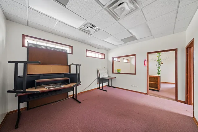 $180,000 | 591 Burnham Avenue, Calumet City, IL 60409