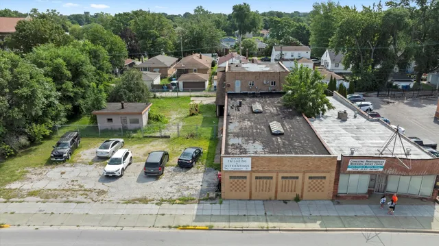 $180,000 | 591 Burnham Avenue, Calumet City, IL 60409