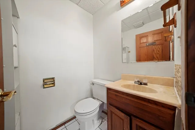 $180,000 | 591 Burnham Avenue, Calumet City, IL 60409