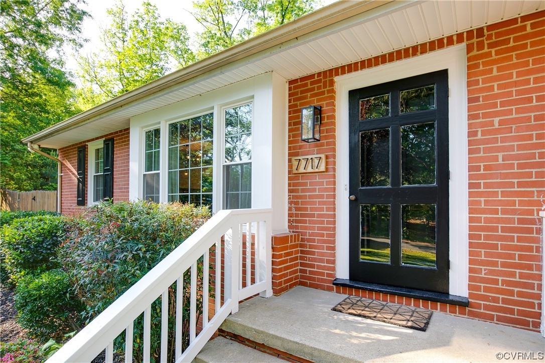 7717 Duncaster Road Richmond, VA 23225 - Photo 3 of 48 Gallery Image 3