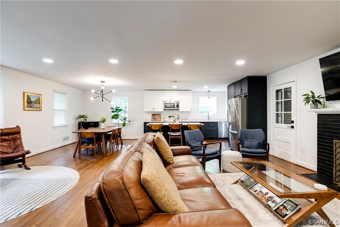 7717 Duncaster Road Richmond, VA 23225 - Photo 5 of 48 Gallery Image 5