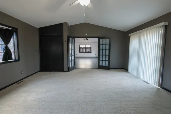 $224,500 | 55 Fairoaks Drive, Putnam, IL 61560