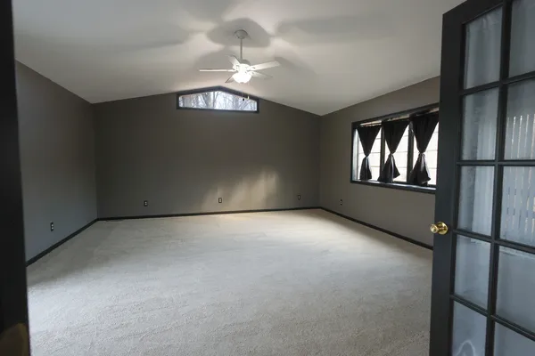 $224,500 | 55 Fairoaks Drive, Putnam, IL 61560