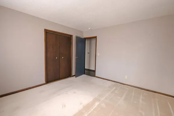 $224,500 | 55 Fairoaks Drive, Putnam, IL 61560