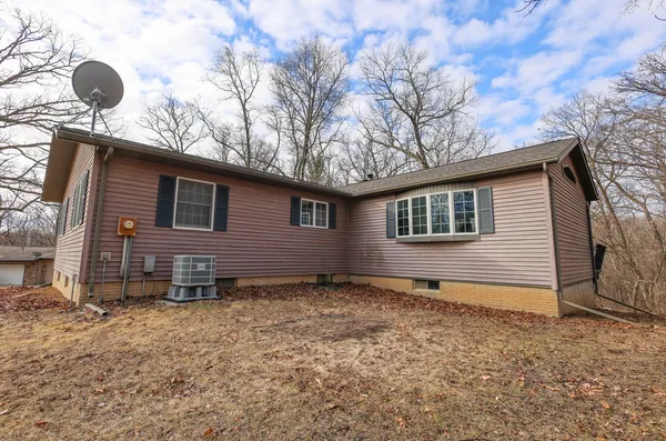 $224,500 | 55 Fairoaks Drive, Putnam, IL 61560