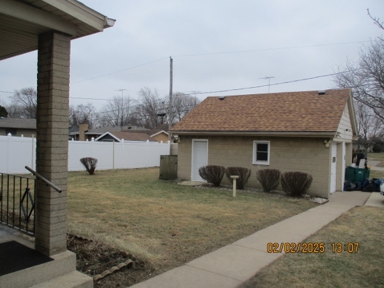 1620 Black Road Joliet, IL 60435 - Photo 4 of 26