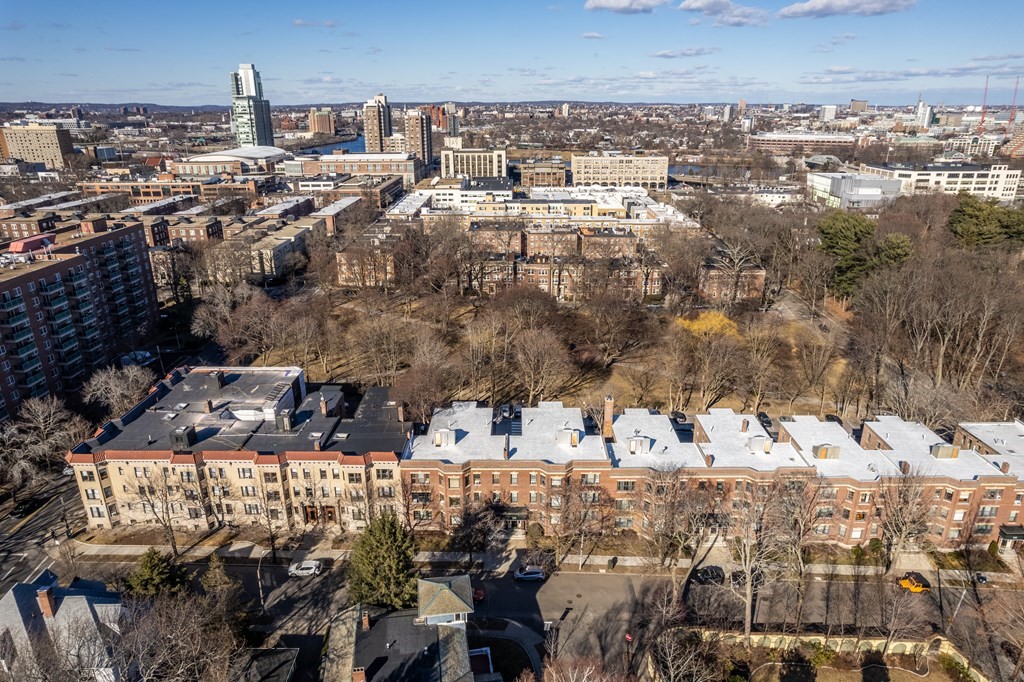 135 Freeman Street, Unit 1A Brookline, MA 02446 - Photo 15 of 22 a view of a city