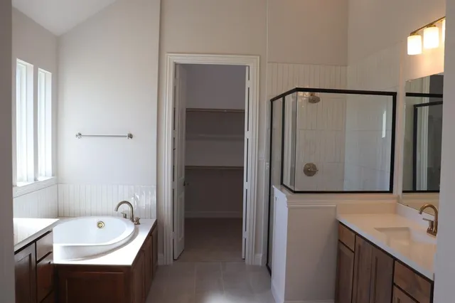 $514,900 | 1328 Tahonta Drive, Hewitt, TX 76643