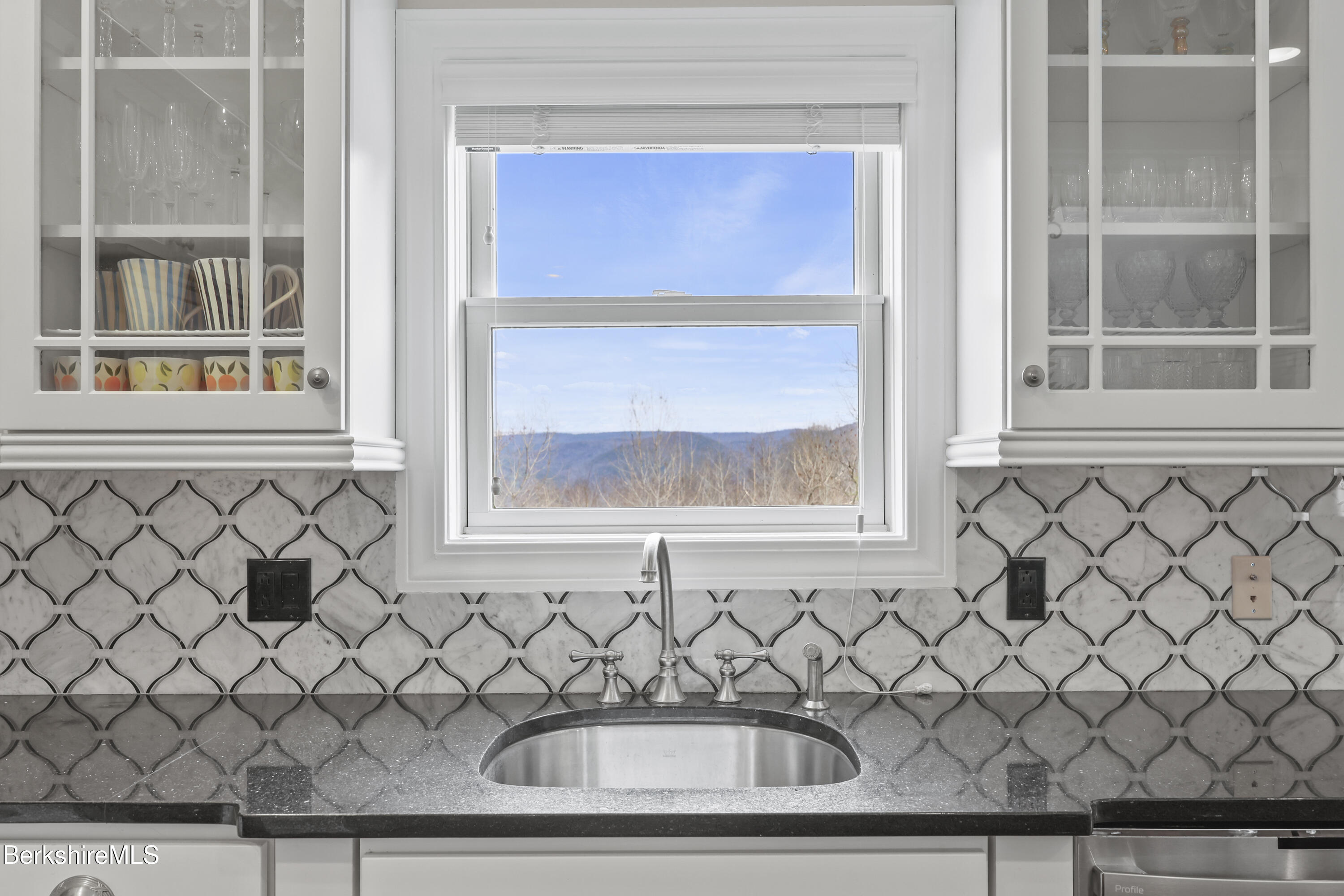 18 High Crest Road Lenox, MA 01240 - Photo 16 of 56 80 Kitchen