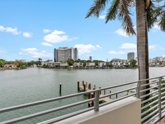 $9,925 | 155 North Shore Drive, Unit 1553, Miami Beach, FL 33141