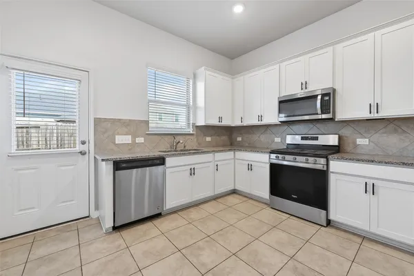 $2,800 | 21634 Lemon Beebrush Lane, Katy, TX 77449