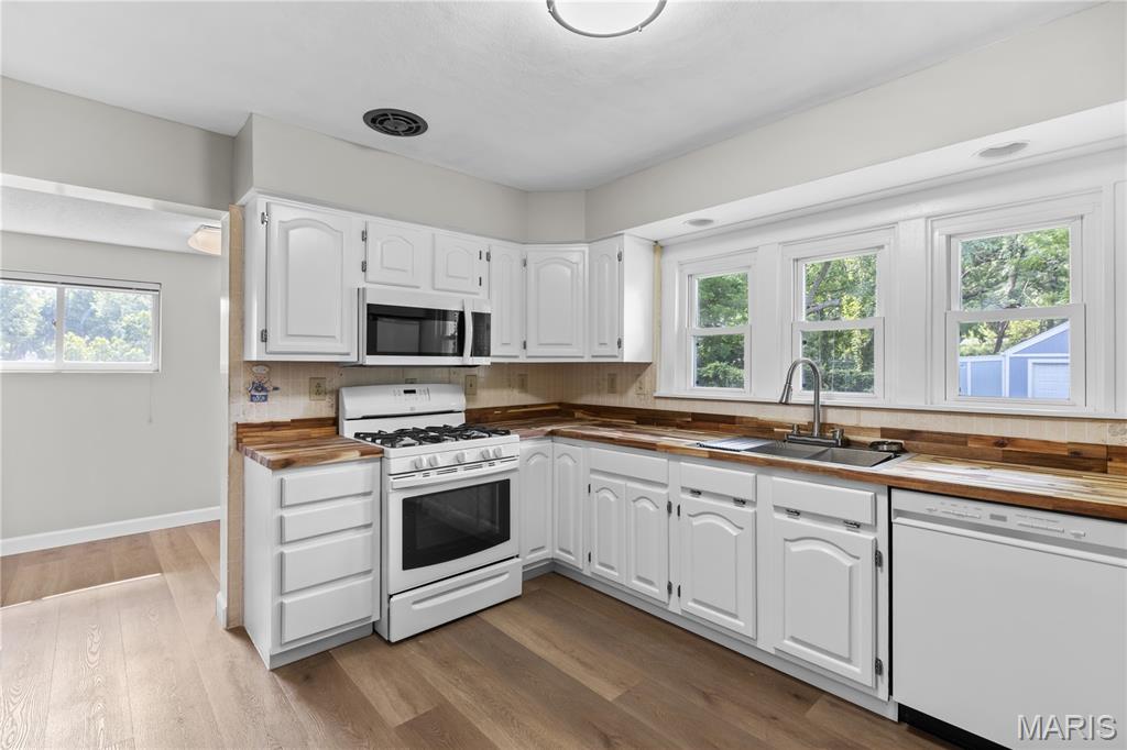 2970 Walton Road St. John, MO 63114 - Photo 10 of 24 Gallery Image 10