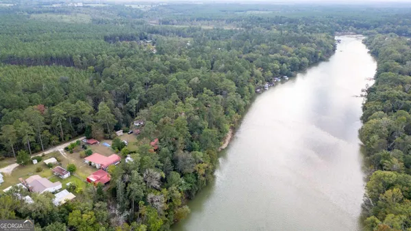 an aerial view of a yard