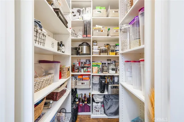 $1,795,000 | 4022 Willowcrest Avenue, Studio City, CA 91604
