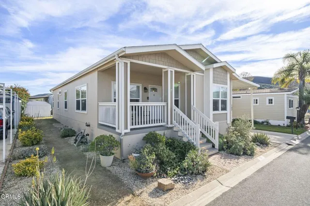 $440,000 | 15750 Arroyo Drive, Unit 137, Moorpark, CA 93021