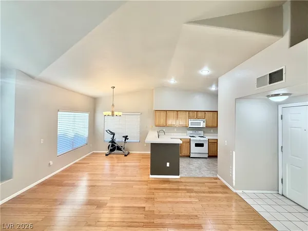 $1,635 | 4930 Black Bear Road, Unit 202, Las Vegas, NV 89149