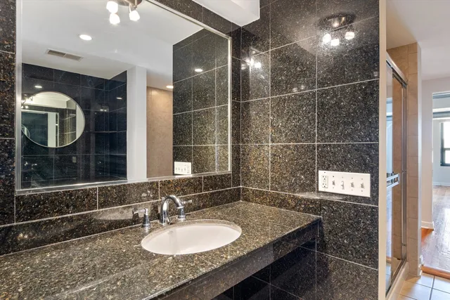 $2,800 | 1910 South Indiana Avenue, Unit 523, Chicago, IL 60616