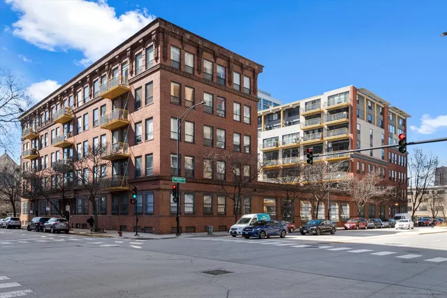 $2,800 | 1910 South Indiana Avenue, Unit 523, Chicago, IL 60616