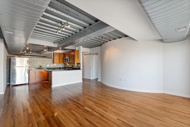 $2,800 | 1910 South Indiana Avenue, Unit 523, Chicago, IL 60616