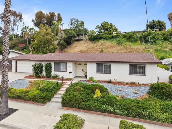 $875,000 | 9415 La Suvida Drive, La Mesa, CA 91942