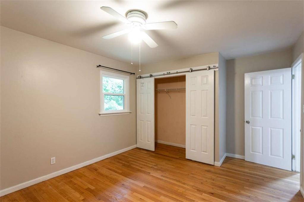 1025 Vistavia Circle Decatur, GA 30033 - Photo 38 of 56