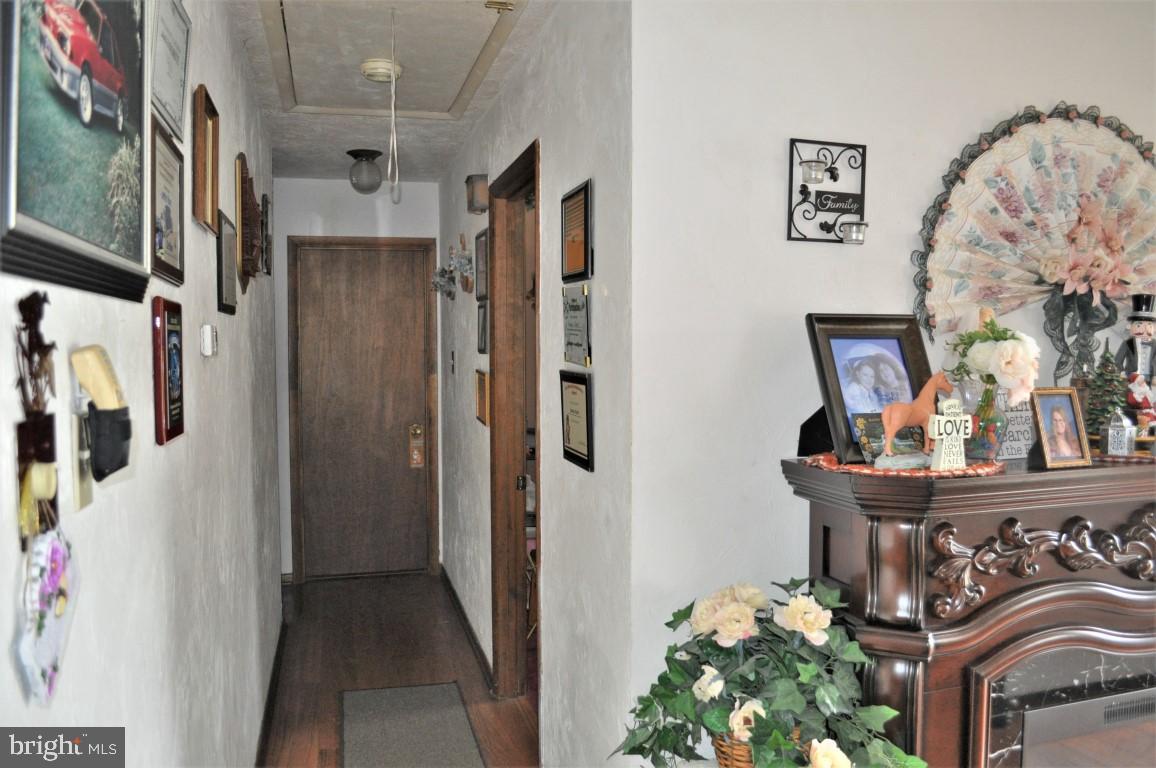 70 Kern Road York, PA 17406 - Photo 14 of 37