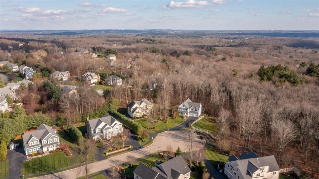 9 Laurel Ridge Lane Shrewsbury, MA 01545 - Photo 37 of 41 a view of a city