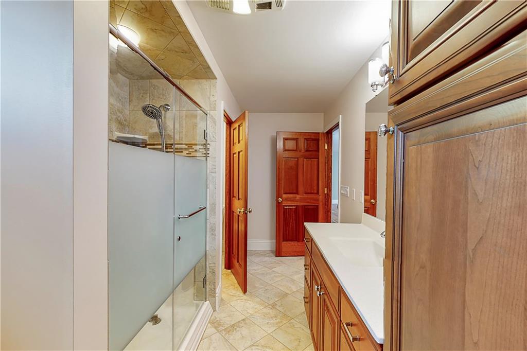 321 Johnston Road Upper St. Clair, PA 15241 - Photo 13 of 25 Gallery Image 13