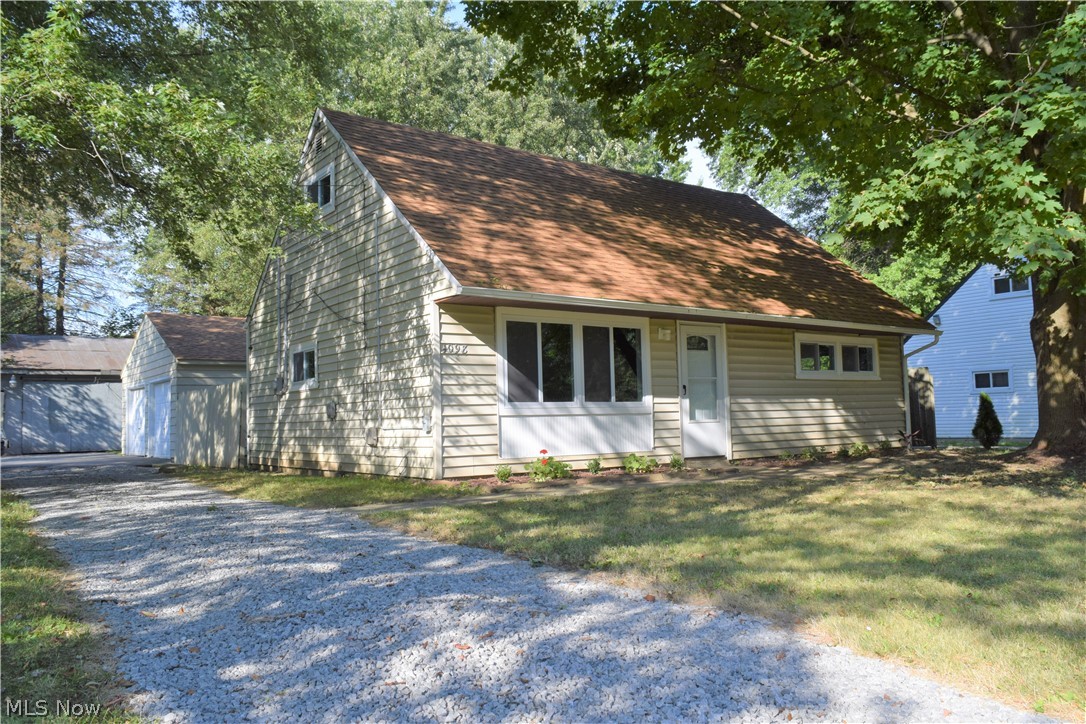 4098 Burkey Road Youngstown, OH 44515 - Photo 1 of 17 Gallery Image 1