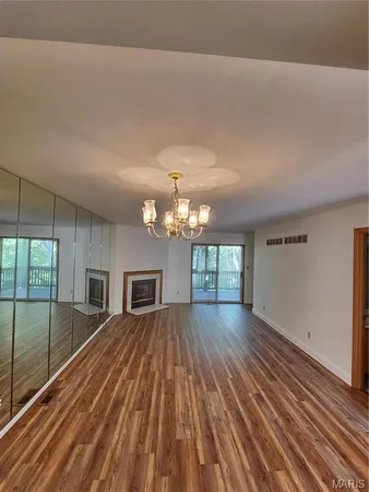 $1,800 | 836 Woodside Trails Drive, Ballwin, MO 63021