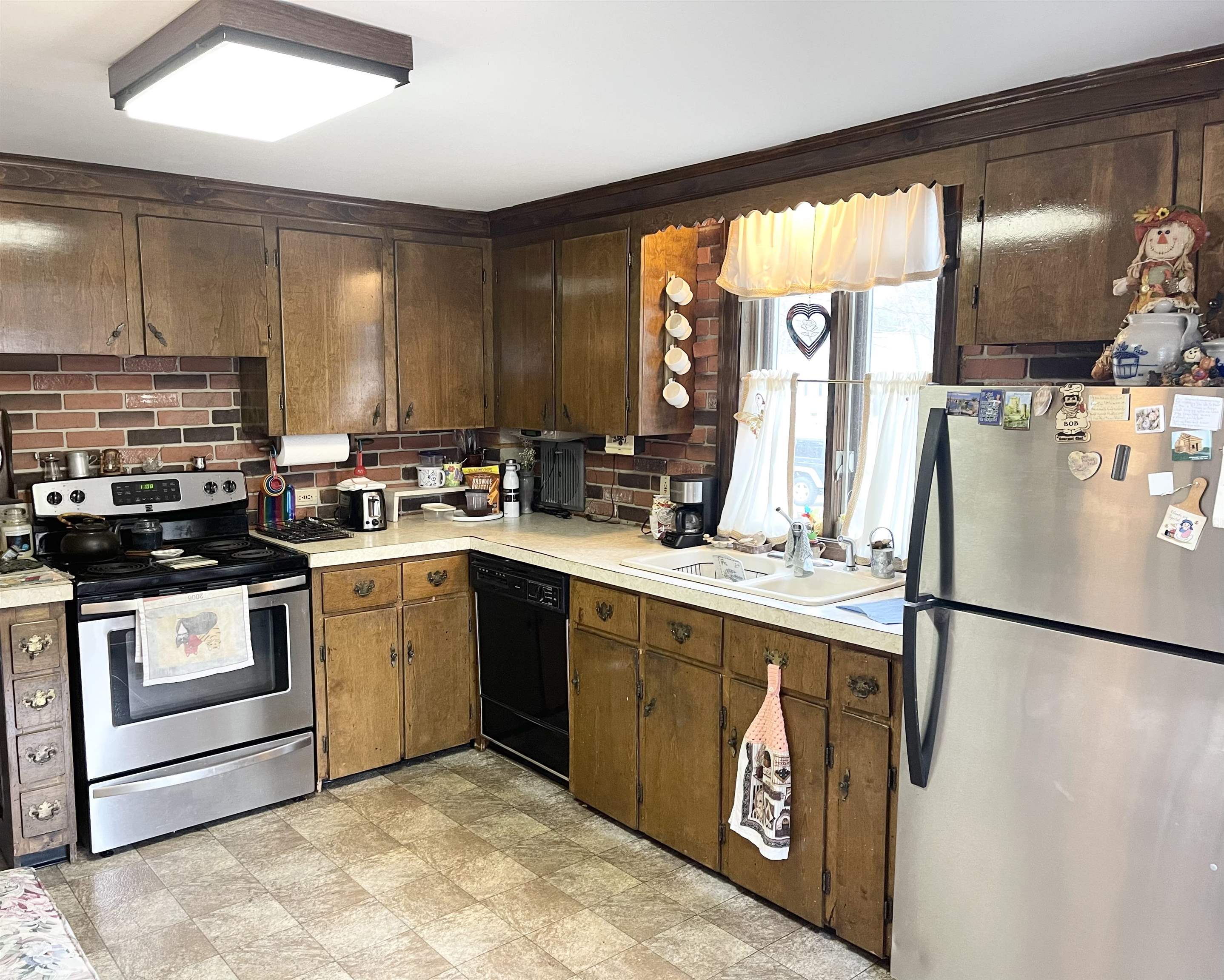 134 Back River Road Dover, NH 03820 - Photo 12 of 37