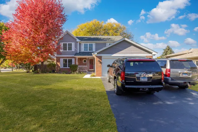 $3,700 | 227 Beaver Creek Drive, Bolingbrook, IL 60490