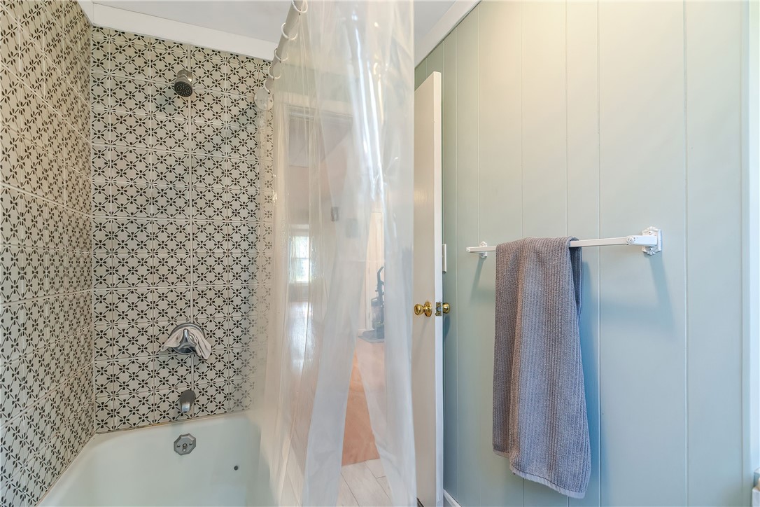 8 Doris Street Coventry, RI 02816 - Photo 16 of 26 Gallery Image 16