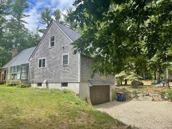 11 Bassett Street Rochester, MA 02770 - Photo 4 of 27