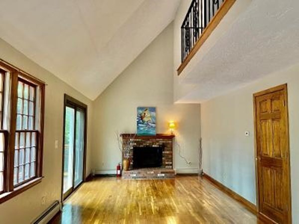 11 Bassett Street Rochester, MA 02770 - Photo 8 of 27
